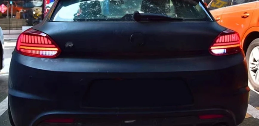 Pilotos LED dinámicos Volkswagen Scirocco 2008-2014 con animación de arranque RProjekt